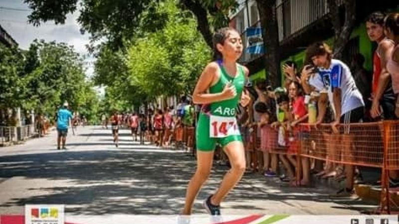 Los niños catamarqueños en el Triatlón de La Paz