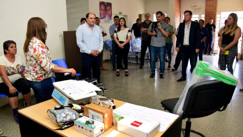 Saadi entregó equipamiento al CAPS de Villa Parque Norte