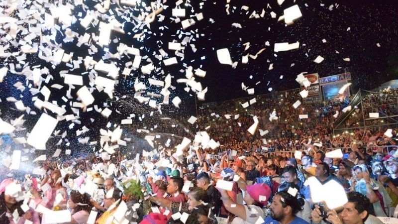 La primera noche del Yokavil fue una fiesta