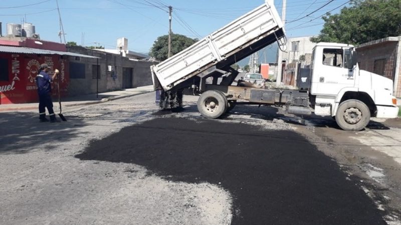 Continúan las tareas de bacheo