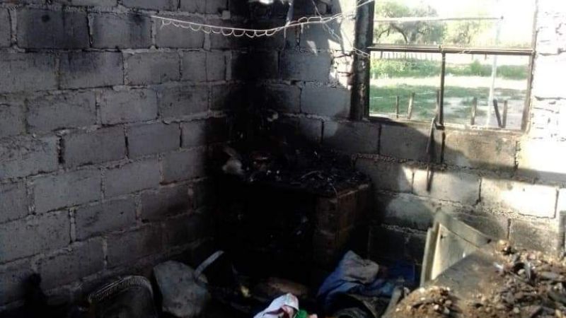 Incendio dejó a una familia en la calle