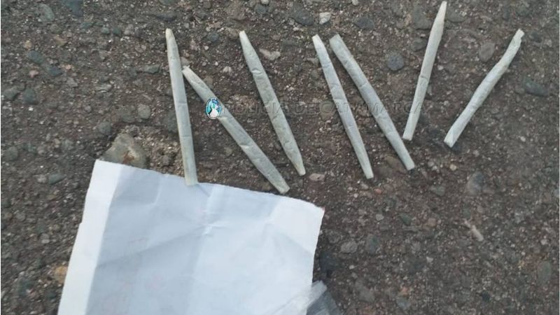 Detenido con 12 porros