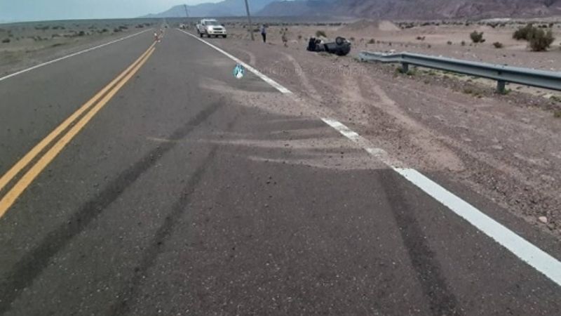 Impresionante vuelco en Fiambalá