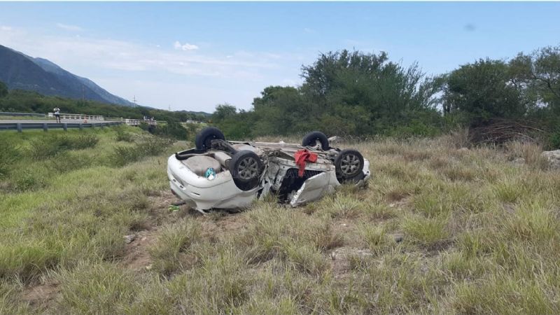 Volcó un auto en Valle Viejo
