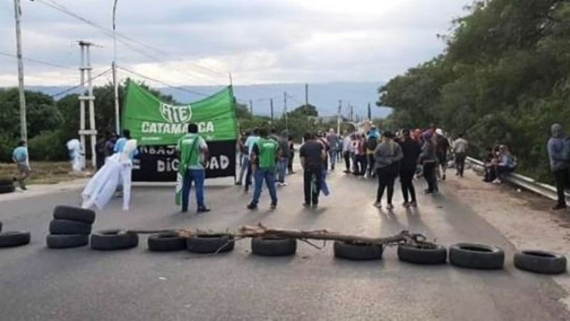 Retoman bloqueo en Valle Viejo