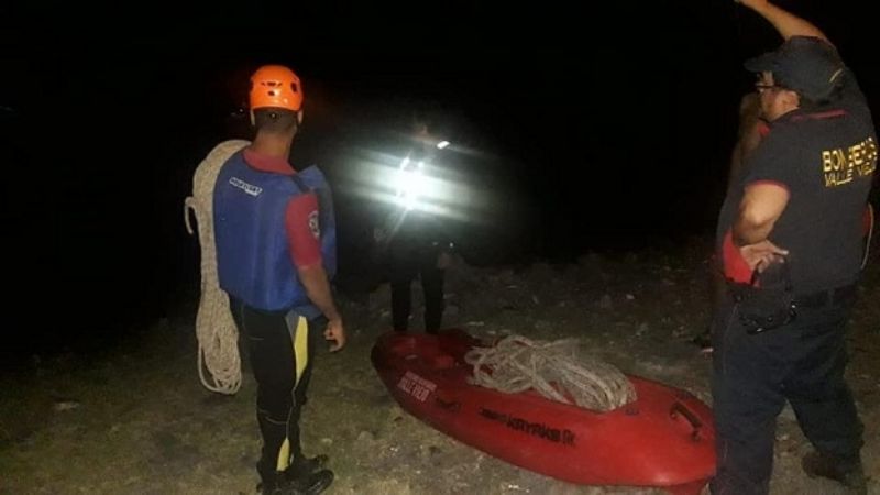 Rescatan a pescadores en el dique Las Pirquitas