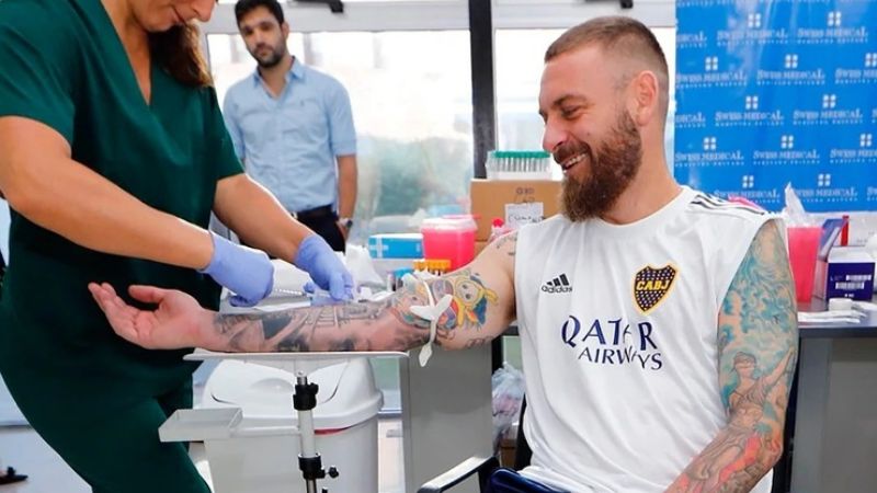 Con Tevez y De Rossi en el plantel, Boca volvió al trabajo