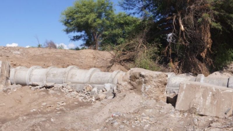 Tildan a funcionarios de jugar con la ilusión de los colonos