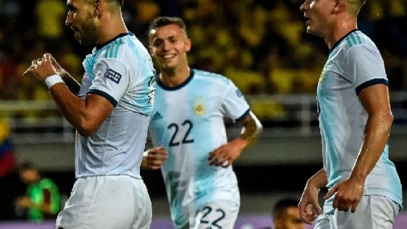 Argentina goleó y ganó su grupo con puntaje ideal
