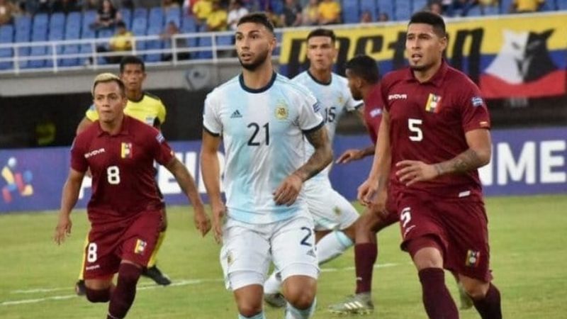 Argentina goleó y ganó su grupo con puntaje ideal