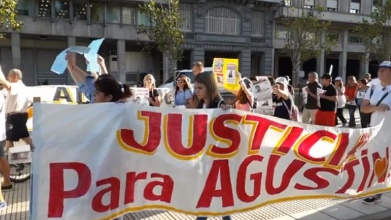 En Capital Federal marcharon por Agustín