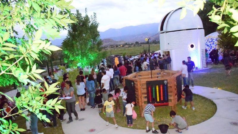 Sánchez presenció la lluvia de estrellas en el Observatorio “Quilla Punco”