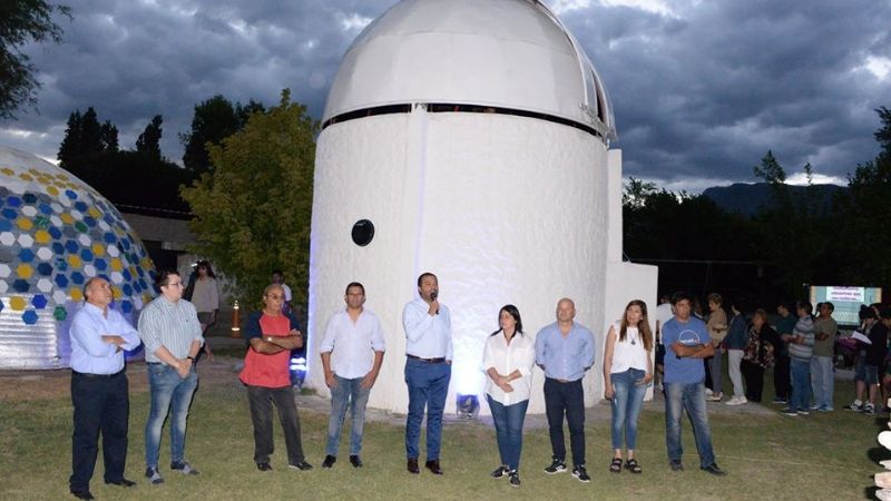 Sánchez presenció la lluvia de estrellas en el Observatorio “Quilla Punco”