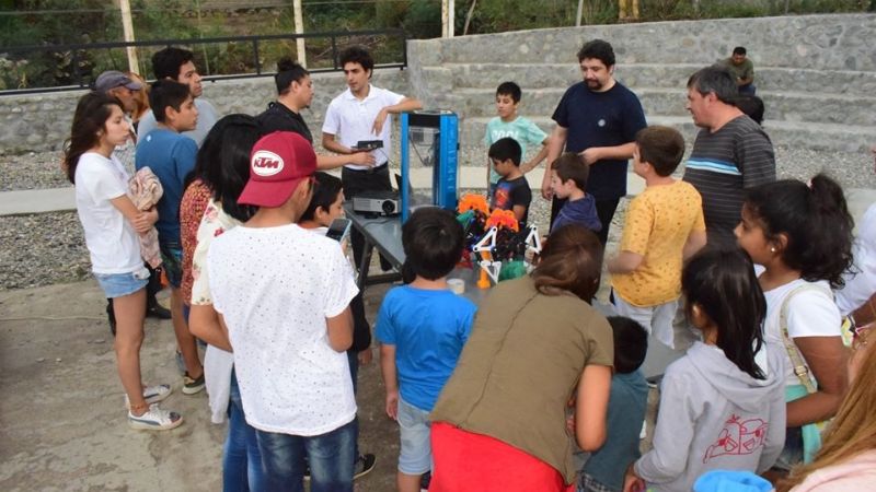Sánchez presenció la lluvia de estrellas en el Observatorio “Quilla Punco”