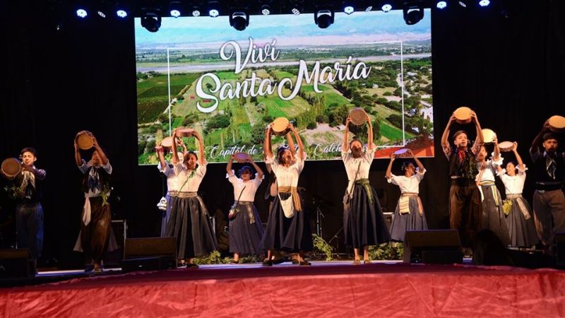 Con un Anfiteatro colmado, abrió la temporada turística 2020 en Santa María