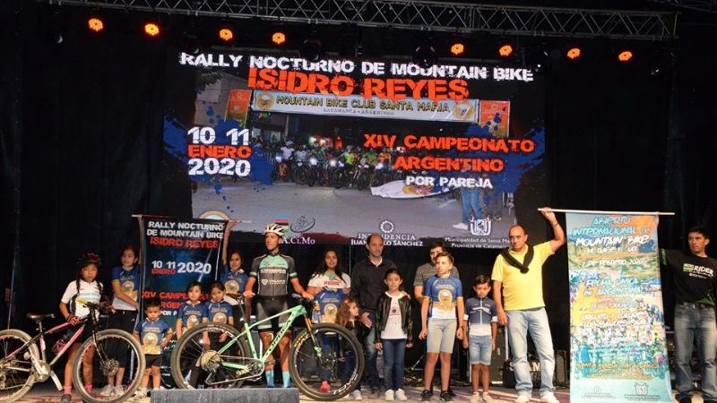 Con un Anfiteatro colmado, abrió la temporada turística 2020 en Santa María