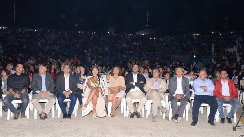 Con un Anfiteatro colmado, abrió la temporada turística 2020 en Santa María