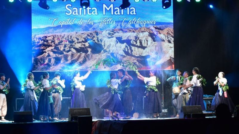 Con un Anfiteatro colmado, abrió la temporada turística 2020 en Santa María