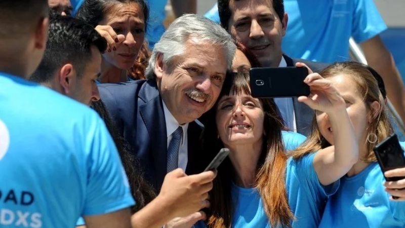 El aumento de $4.000 para estatales sería para sueldos de hasta $ 60.000