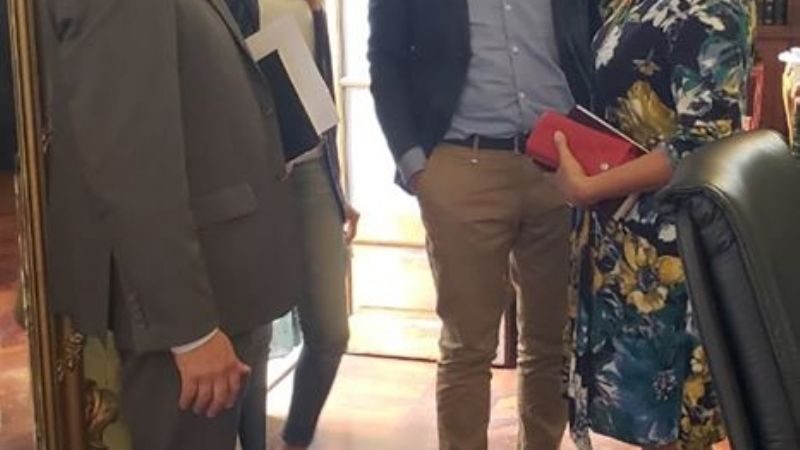 Sánchez participó de una reunión con Jalil y su gabinete de ministros