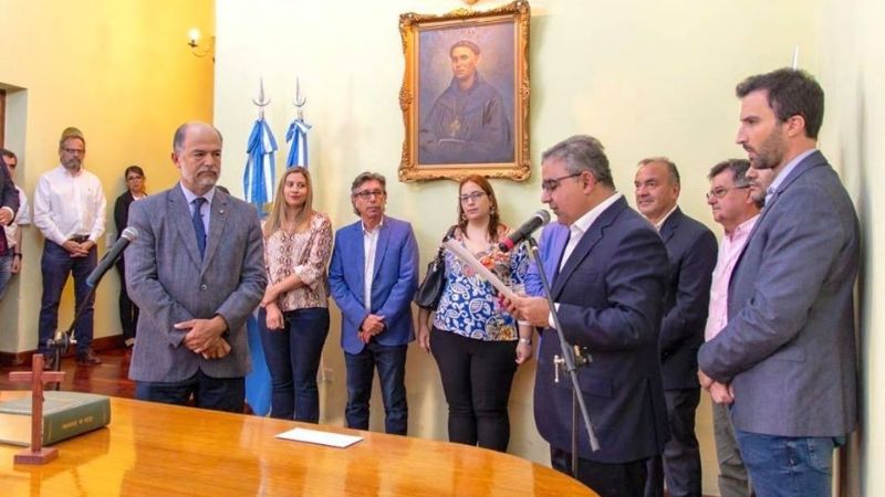 Asumió Denett y planteó prioridades: minería segura y el Estadio Bicentenario