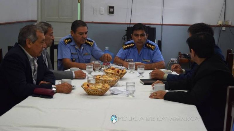 Reunión entre autoridades de la Policía y la Mutual de Retirados