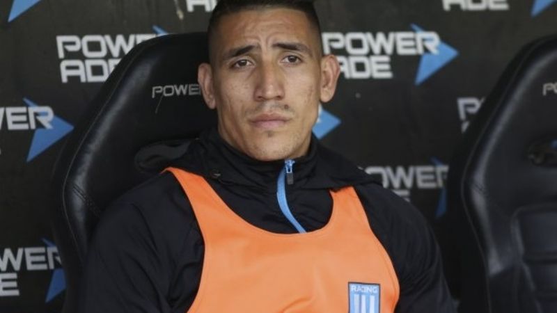 Centurión vuelve al fútbol argentino, en Vélez Sarsfield