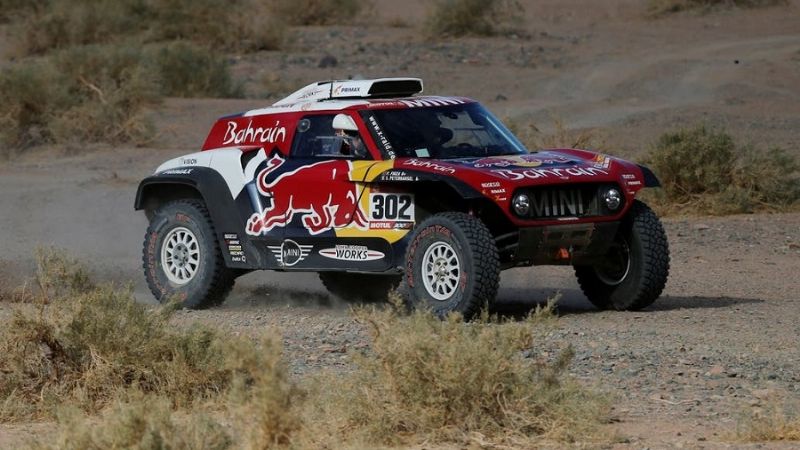 Ganó Peterhansel, pero “manda” Sainz; Benavidez, 2do.