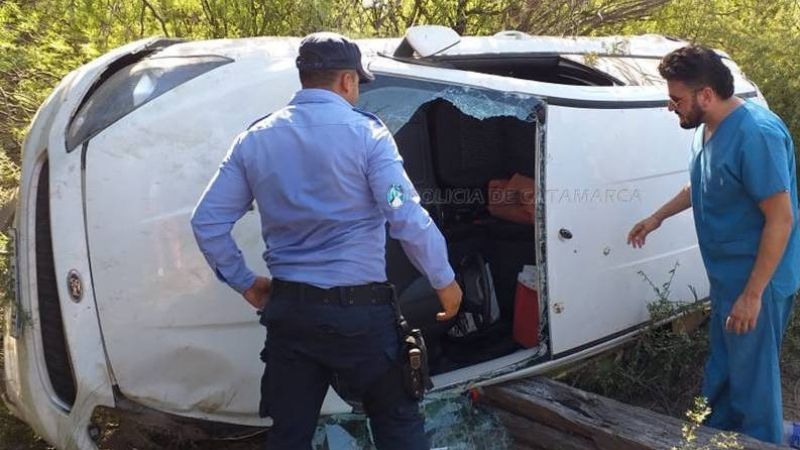 Violento vuelco en ruta 60