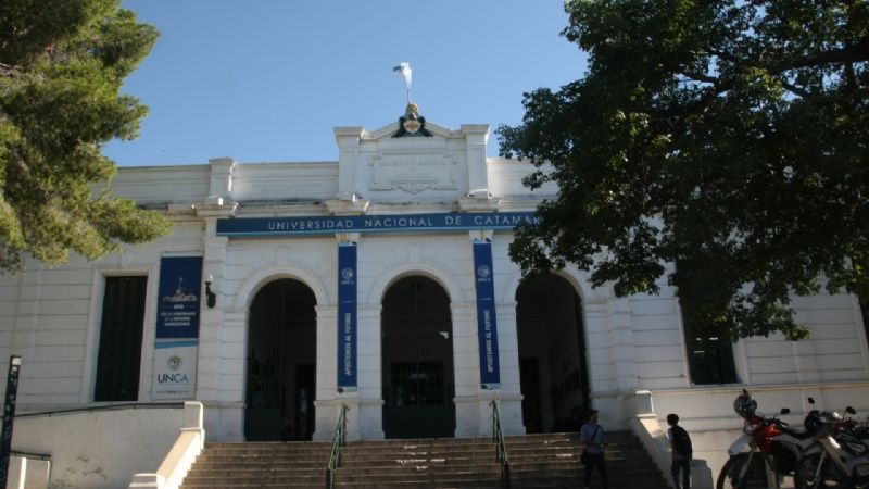 Evalúan terminar las clases en abril para alumnos del último año