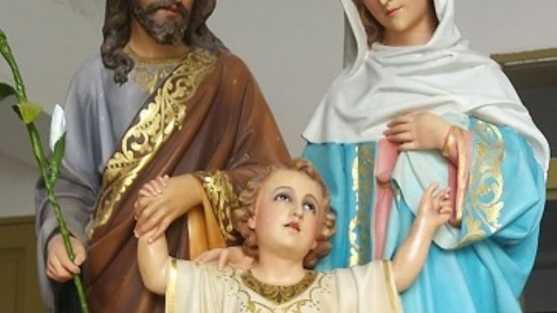 Dio inicio la novena en honor de la Sagrada Familia en Villa Cubas