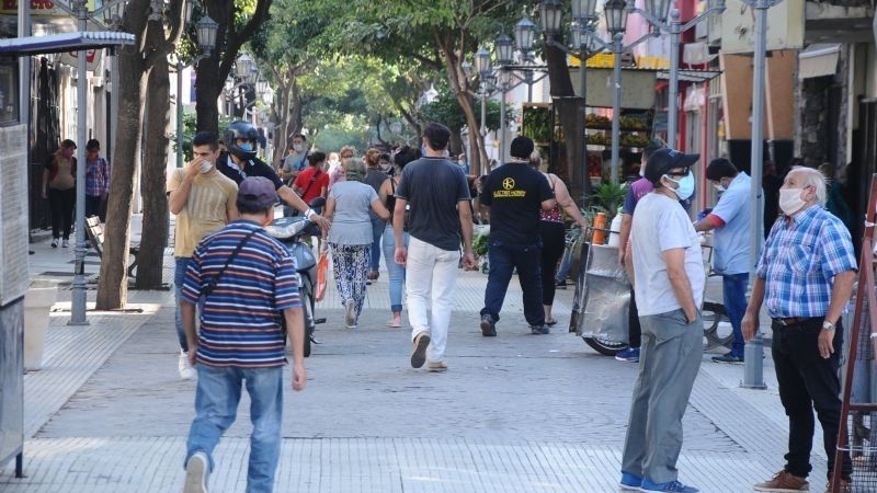 El Gobierno prorrogó el DISPO hasta el 25 de octubre