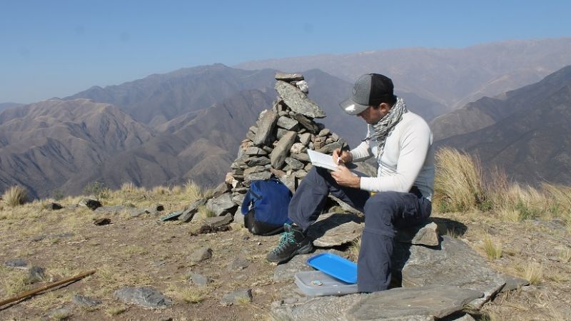 Por los pueblos originarios y nuestros cerros