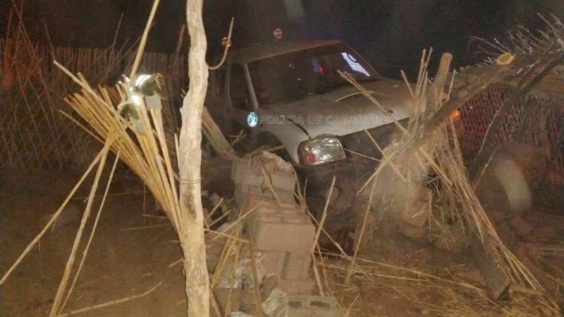 Conductor en estado de ebriedad chocó contra un corral de animales