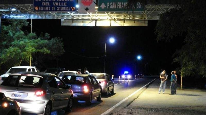 Detienen a un joven de Mendoza por evadir un control en Catamarca