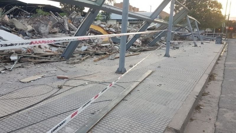 Demolieron la Manzana del Turismo