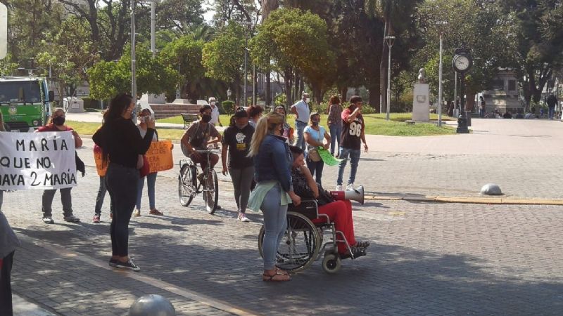 Tránsito interrumpido en el centro por protestas