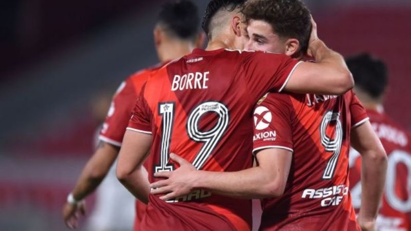 La estrategia de River para retener a Santos Borré