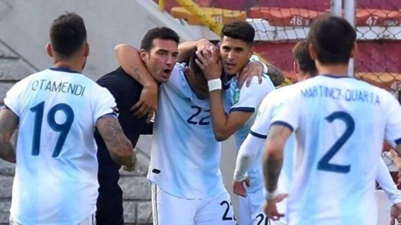 Scaloni: “Salvo 15 minutos, fuimos el equipo que dominó”