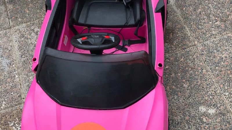 Donaron dos autos eléctricos para trasladar pacientes al quirófano