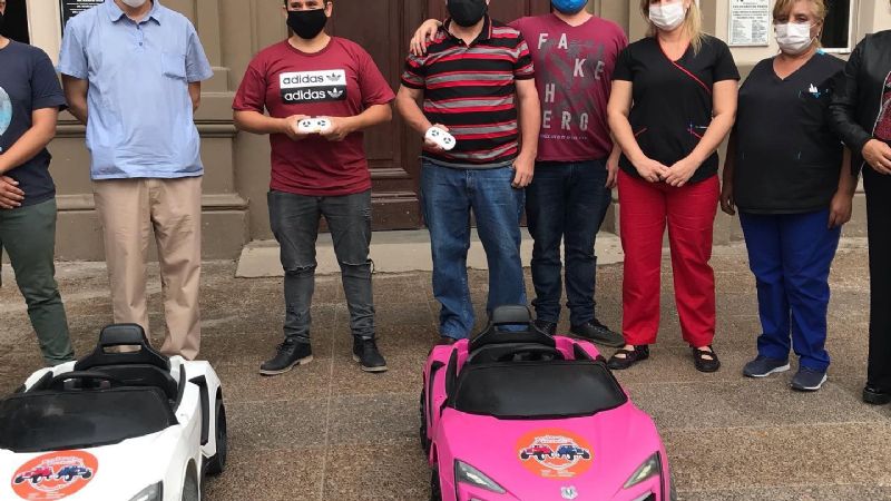 Donaron dos autos eléctricos para trasladar pacientes al quirófano