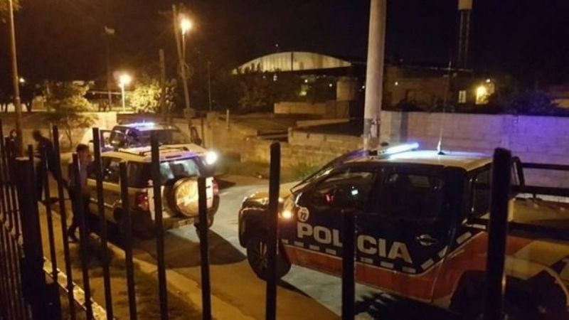 Denunció que acosaron e intentaron subir a un auto a su hijastra