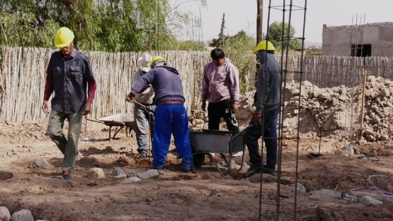 Construyen una vivienda social en Fiambalá