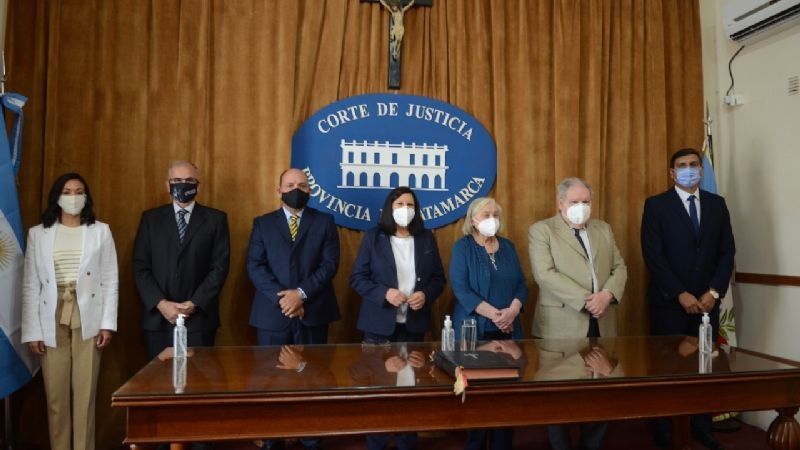 Martel y Gómez asumieron como jueces de la Corte