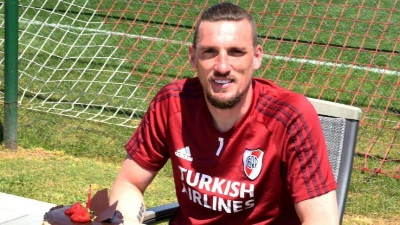 “Torta y velita” para el “cumple” de Amani, en River