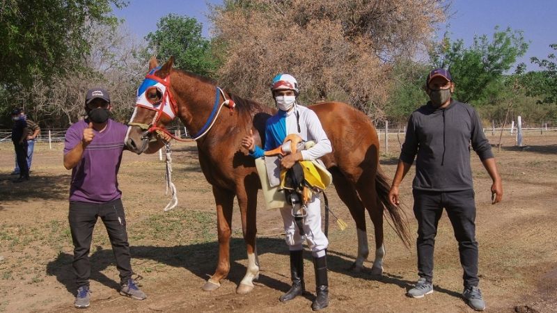 En Bañado de Ovanta volvió el turf después de 7 meses