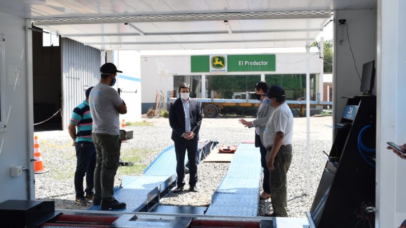 Taller móvil de revisión técnica para reforzar la seguridad vial en el interior