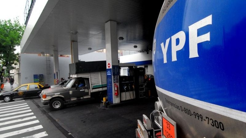 Trabajadores de YPF acordaron un aumento salarial del 16,2%