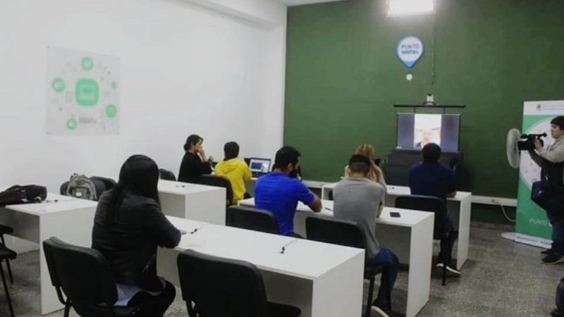 IES: reunión virtual con estudiantes fiambalenses