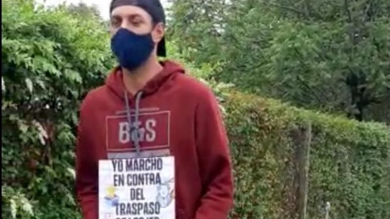 Protesta en El Alto en contra del traspaso de los IES